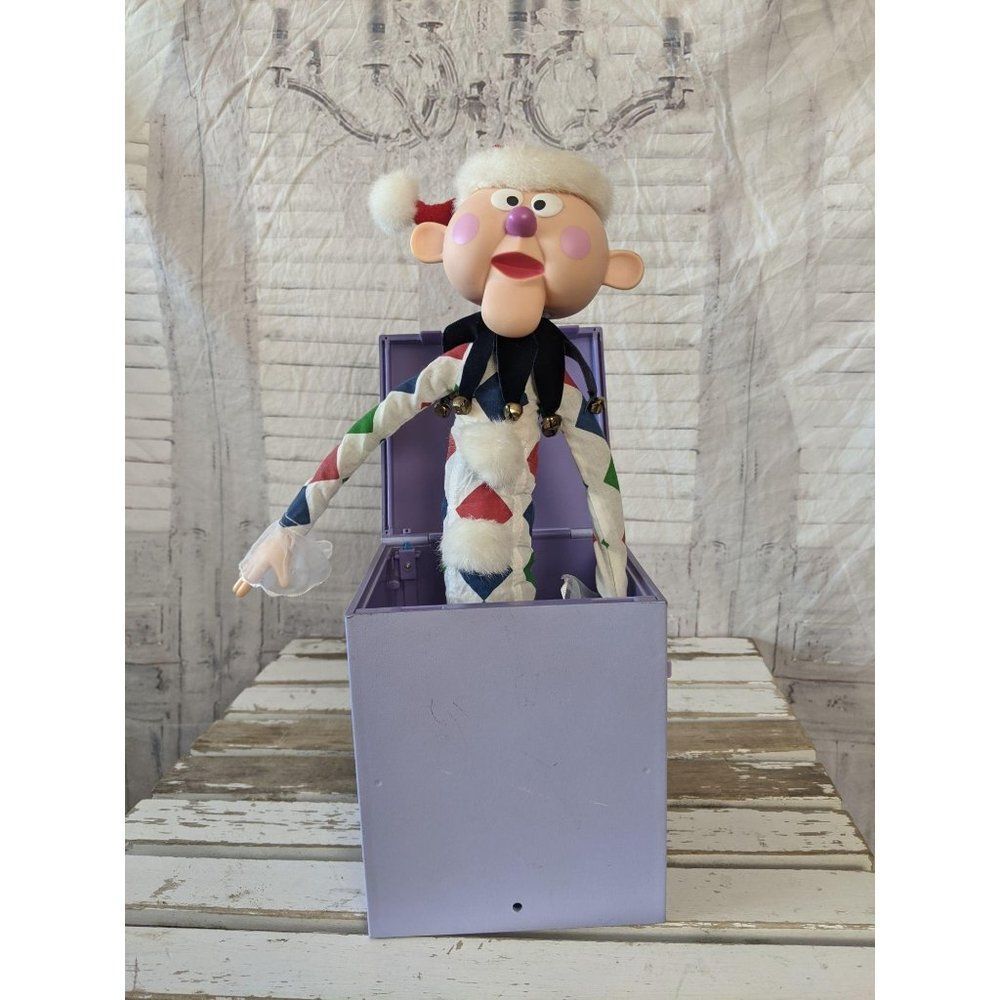 playing mantis Charlie in the box 15.5" ultimate a‎